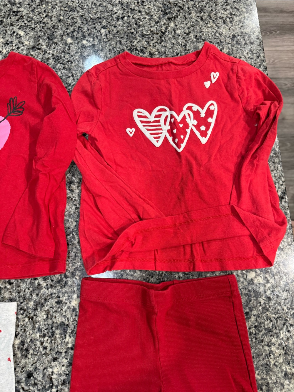 Girls 4T Valentines Bundle - Picture 7 of 9